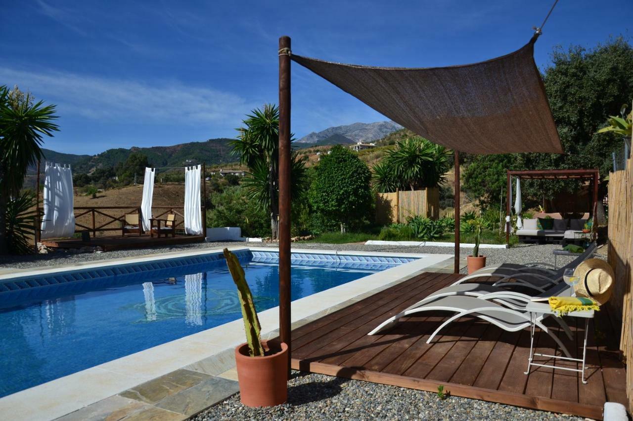 The African House Bed & Breakfast Tolox Eksteriør bilde