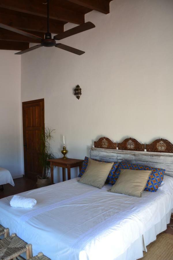 The African House Bed & Breakfast Tolox Eksteriør bilde