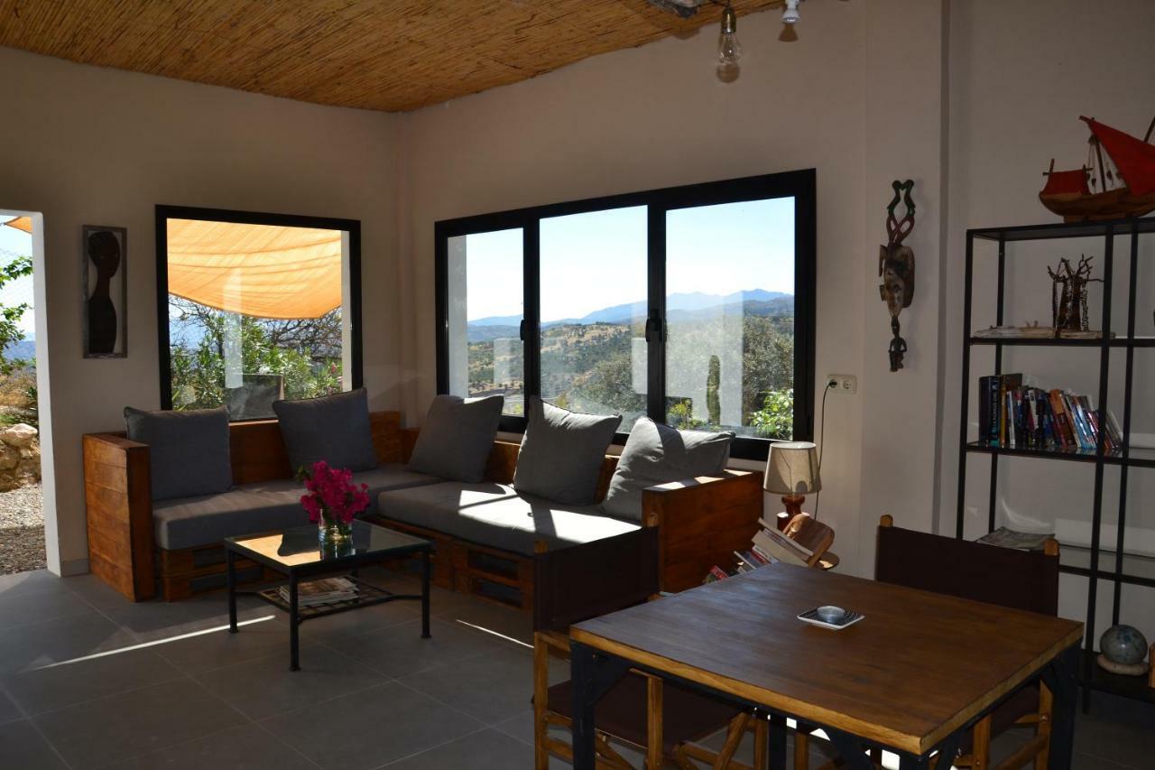 The African House Bed & Breakfast Tolox Eksteriør bilde